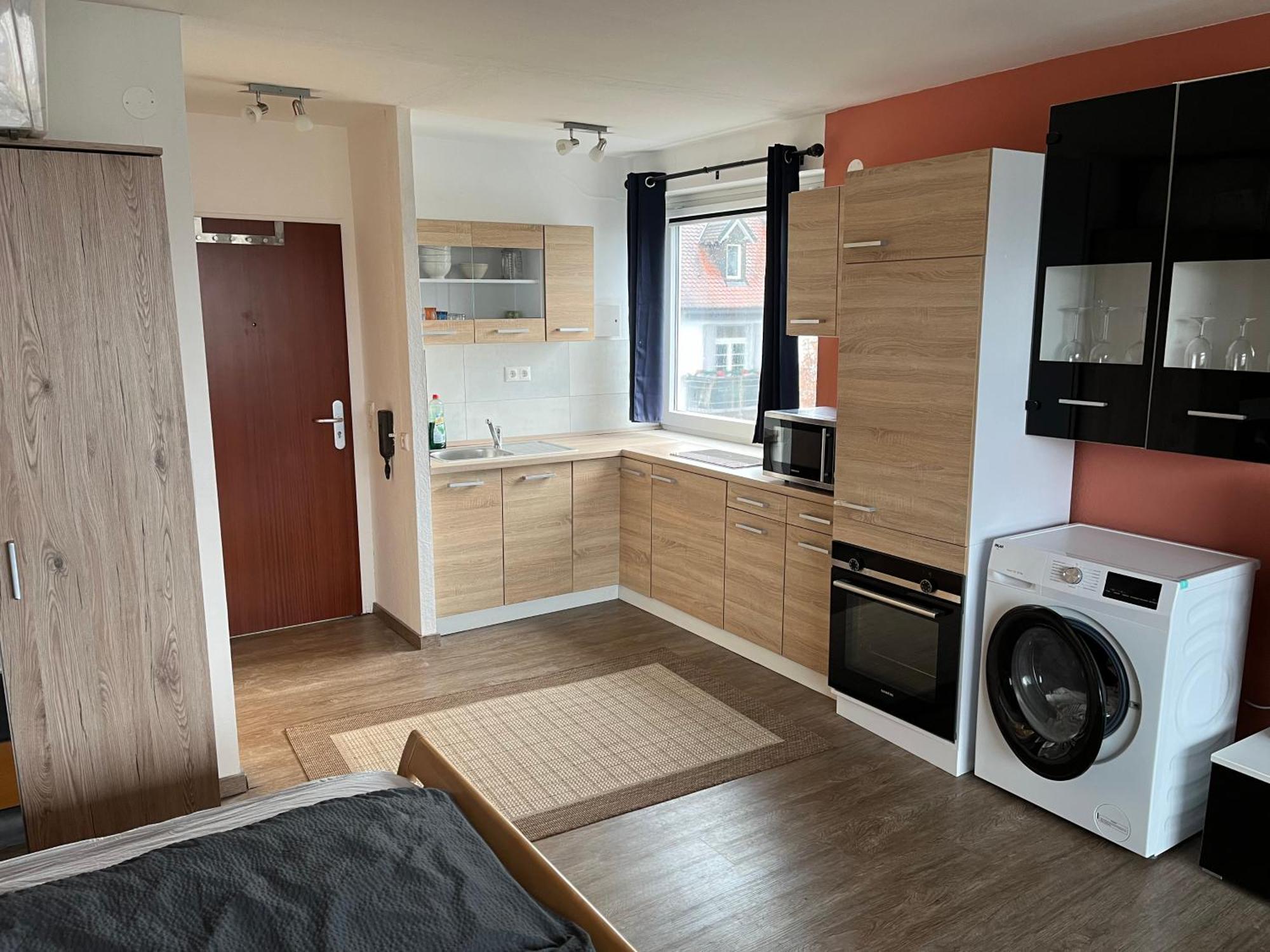 וירצבורג Schoenes Apartment Mit Festungsblick - Free Parking - מראה חיצוני תמונה