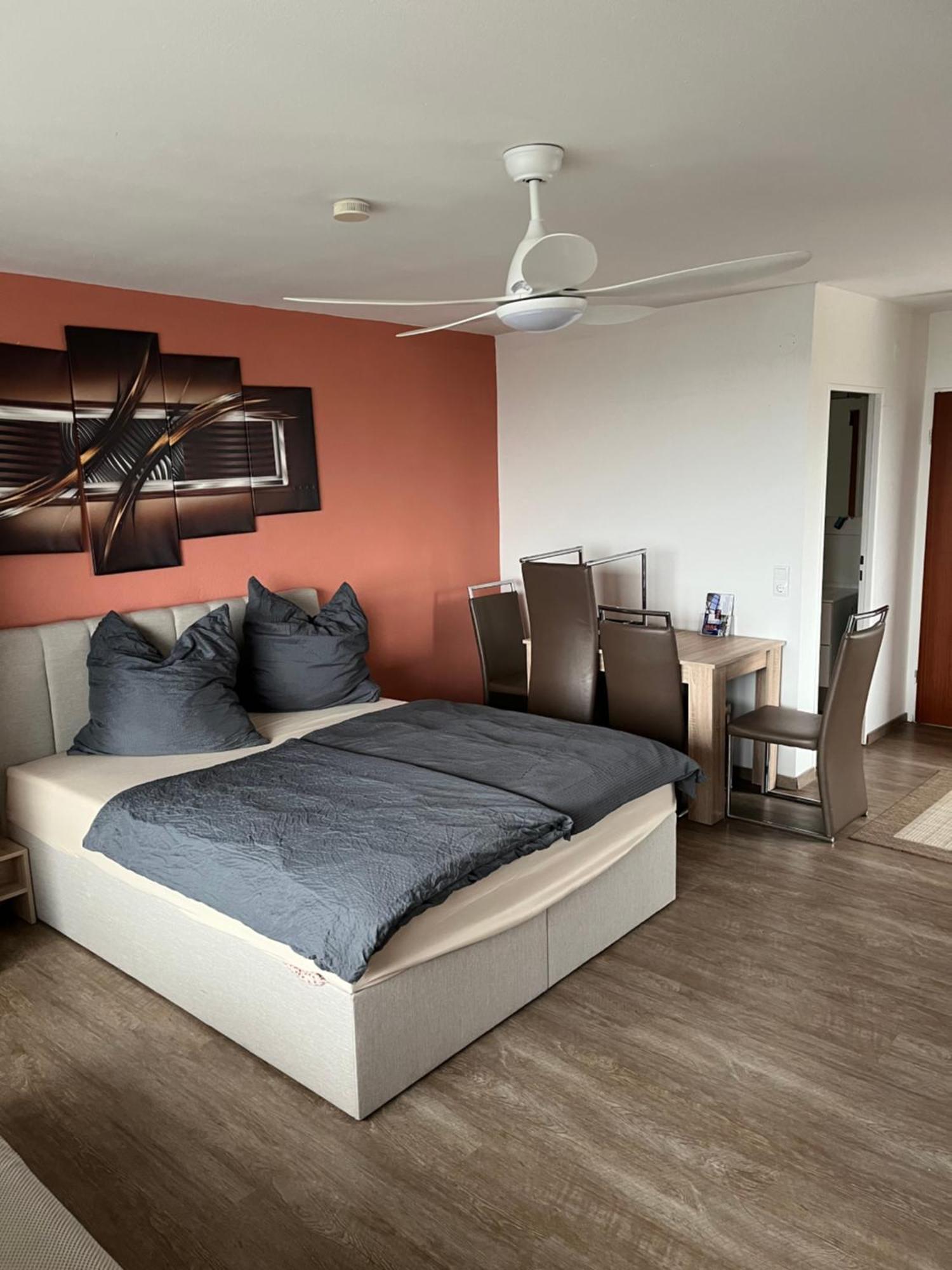 וירצבורג Schoenes Apartment Mit Festungsblick - Free Parking - מראה חיצוני תמונה